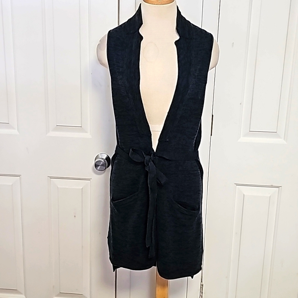 Inhabit cardigan gray maxi sweater‎ vest. 50% cashmere 50%linen. Size sma…